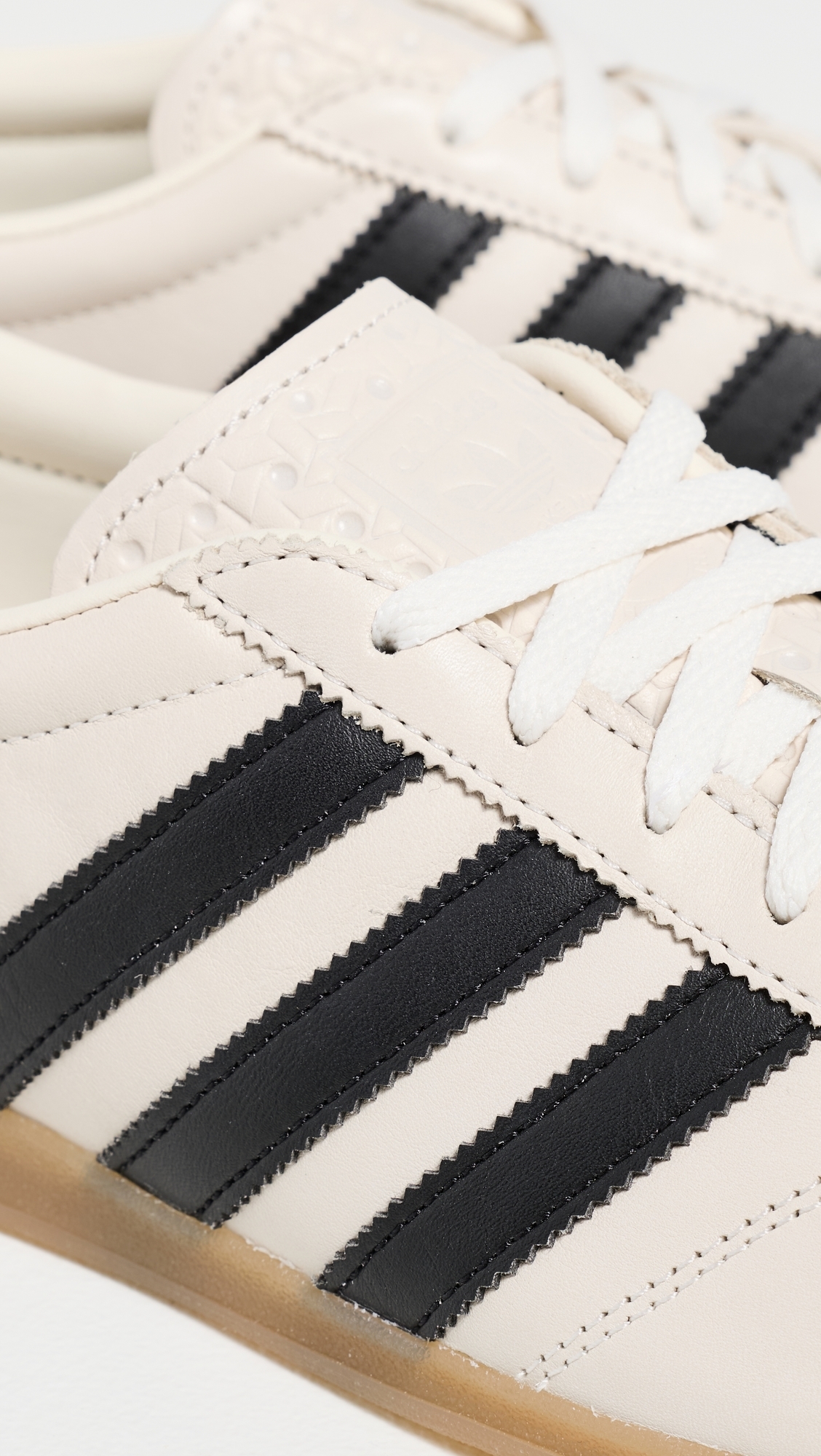 Gazelle Lo Pro Sneakers Chalk White/Core Black/Gum