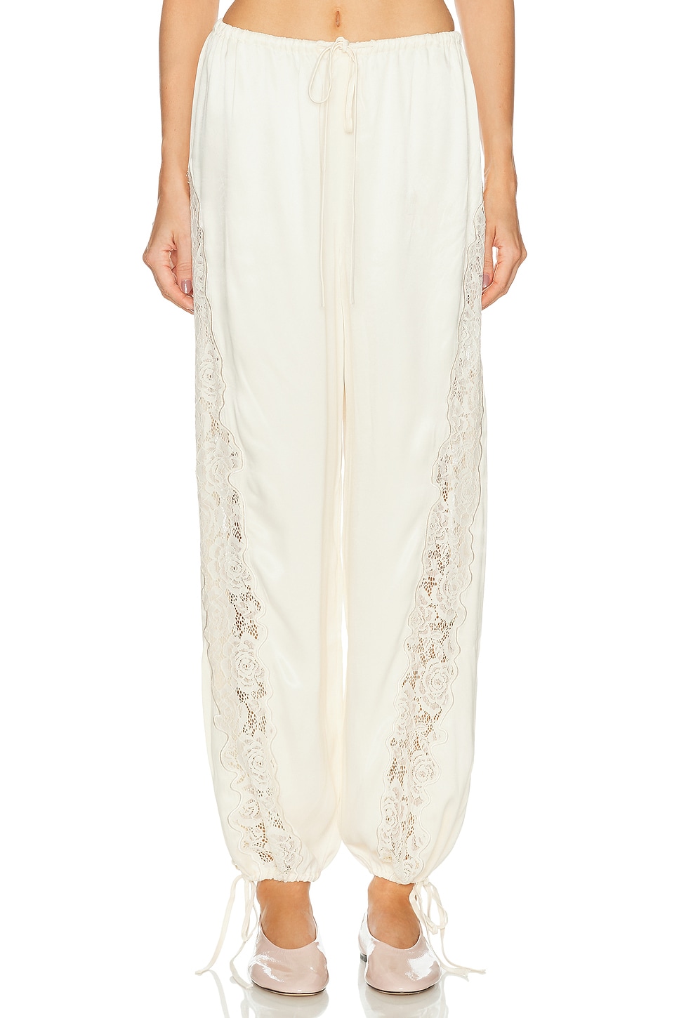 L'Academie Belarus Pant in Ivory. XS. Also in