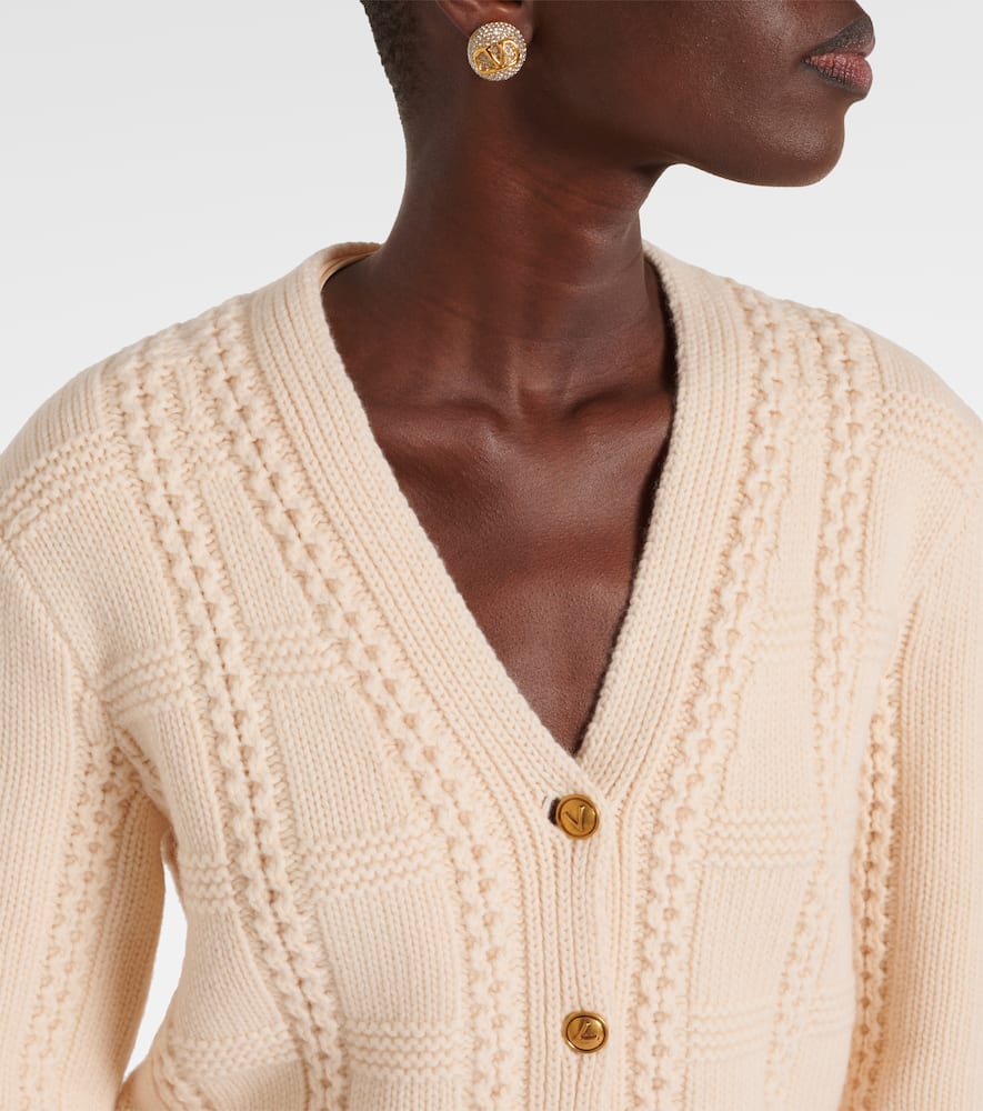 Virgin wool cardigan