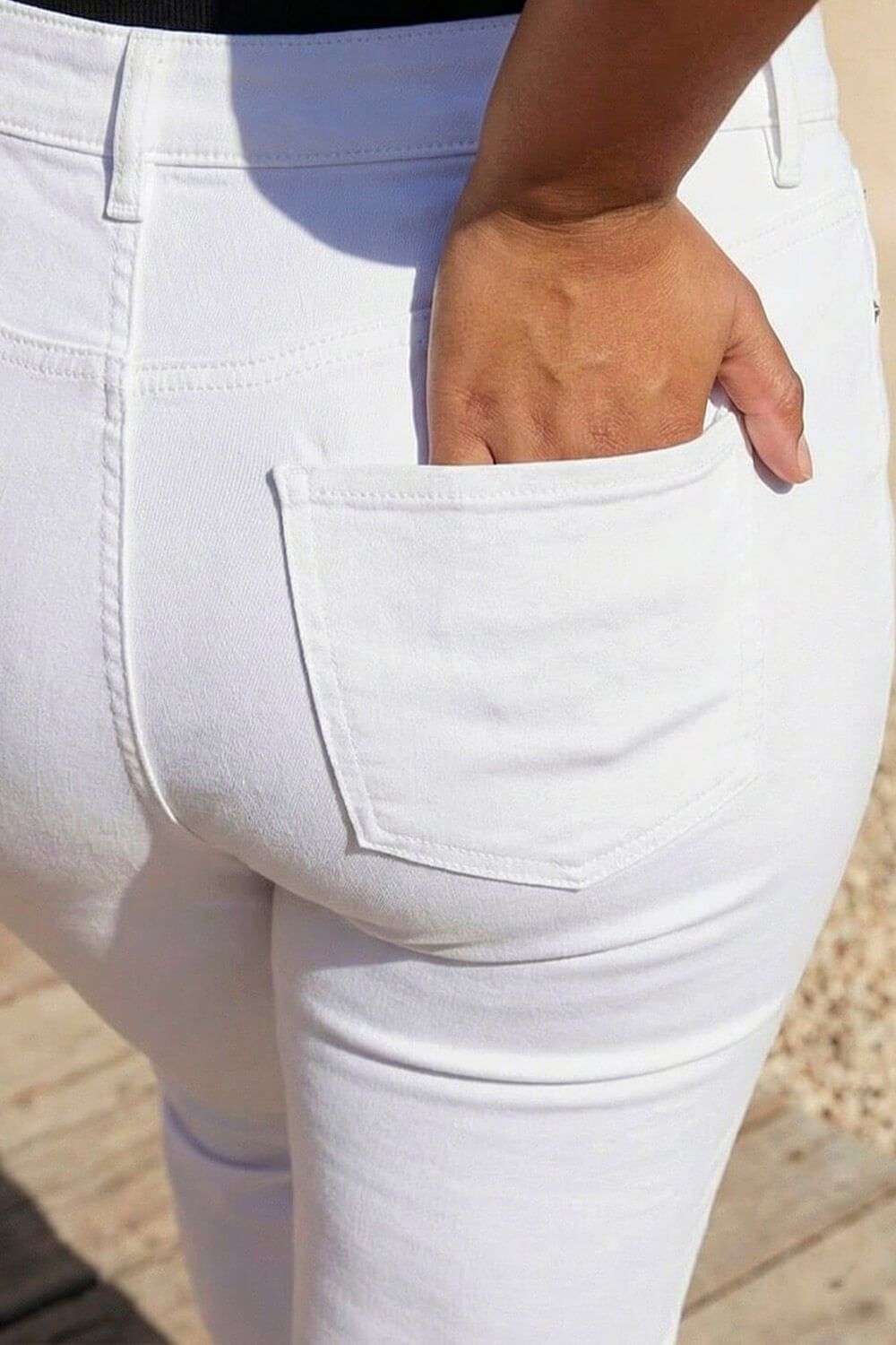 Roman Curve Stretch Denim Elastic Waist Jegging In White
