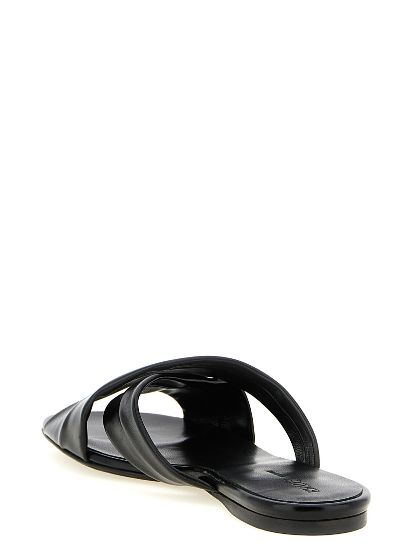 Liria Sandals