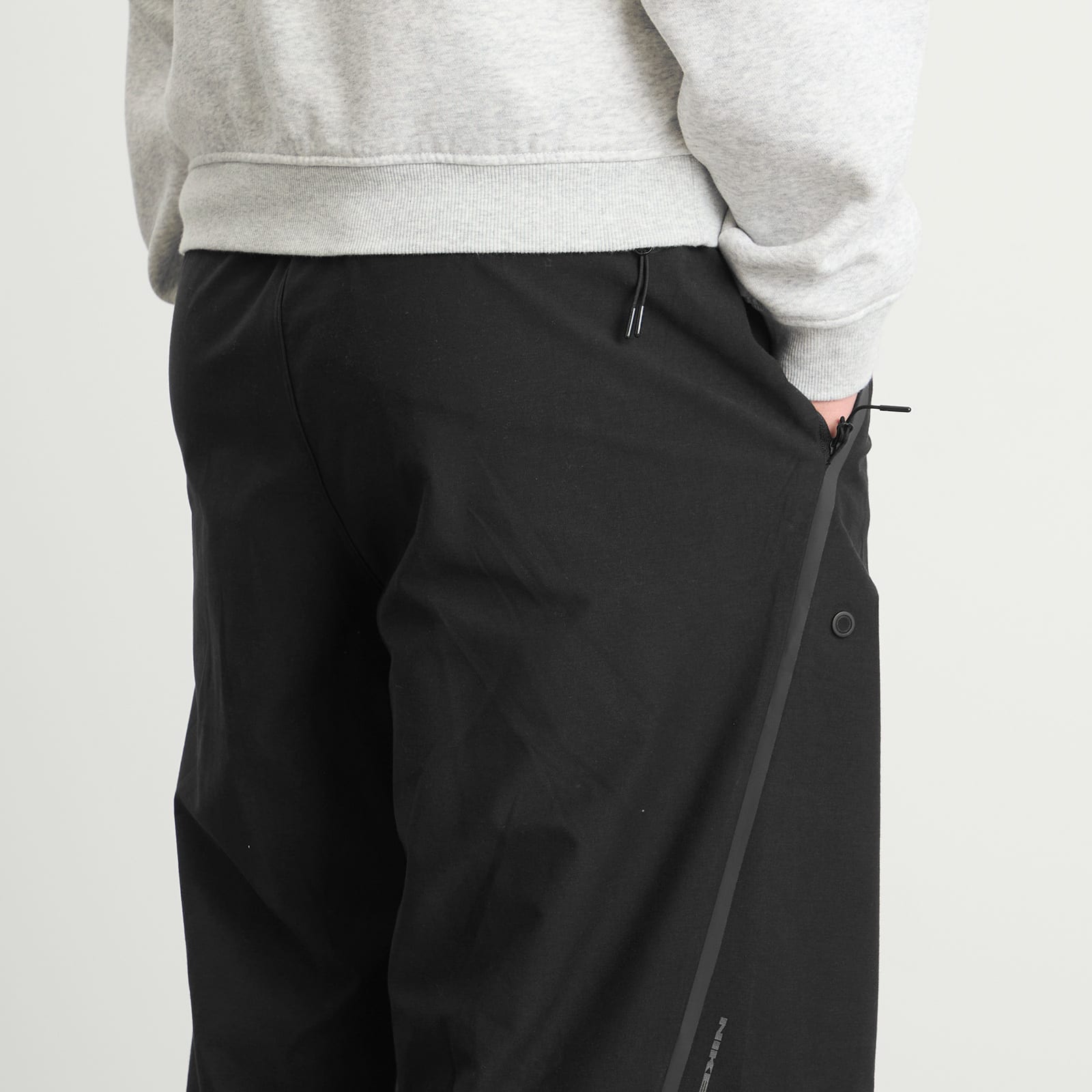Men's Tech Shori Knit Pant in Black