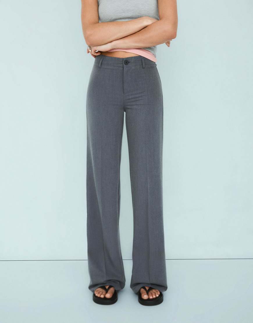 Wide-leg trousers in light grey