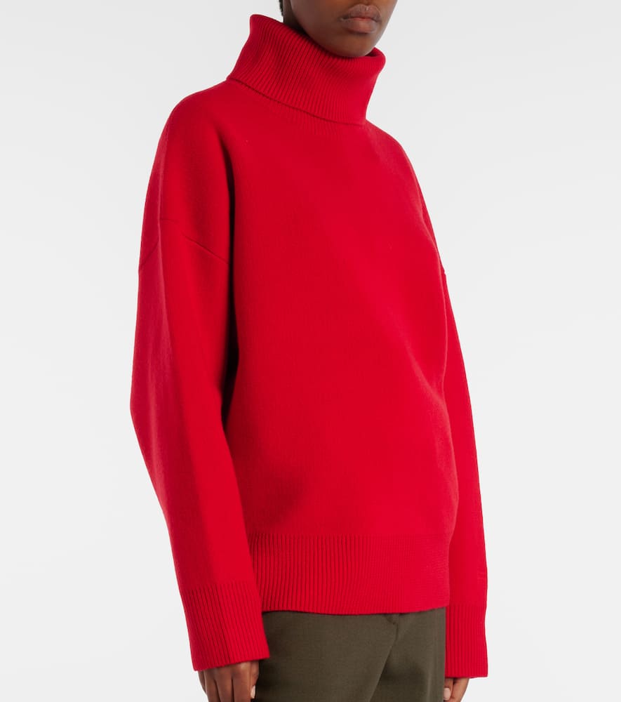 Wool and cashmere-blend turtleneck sweater