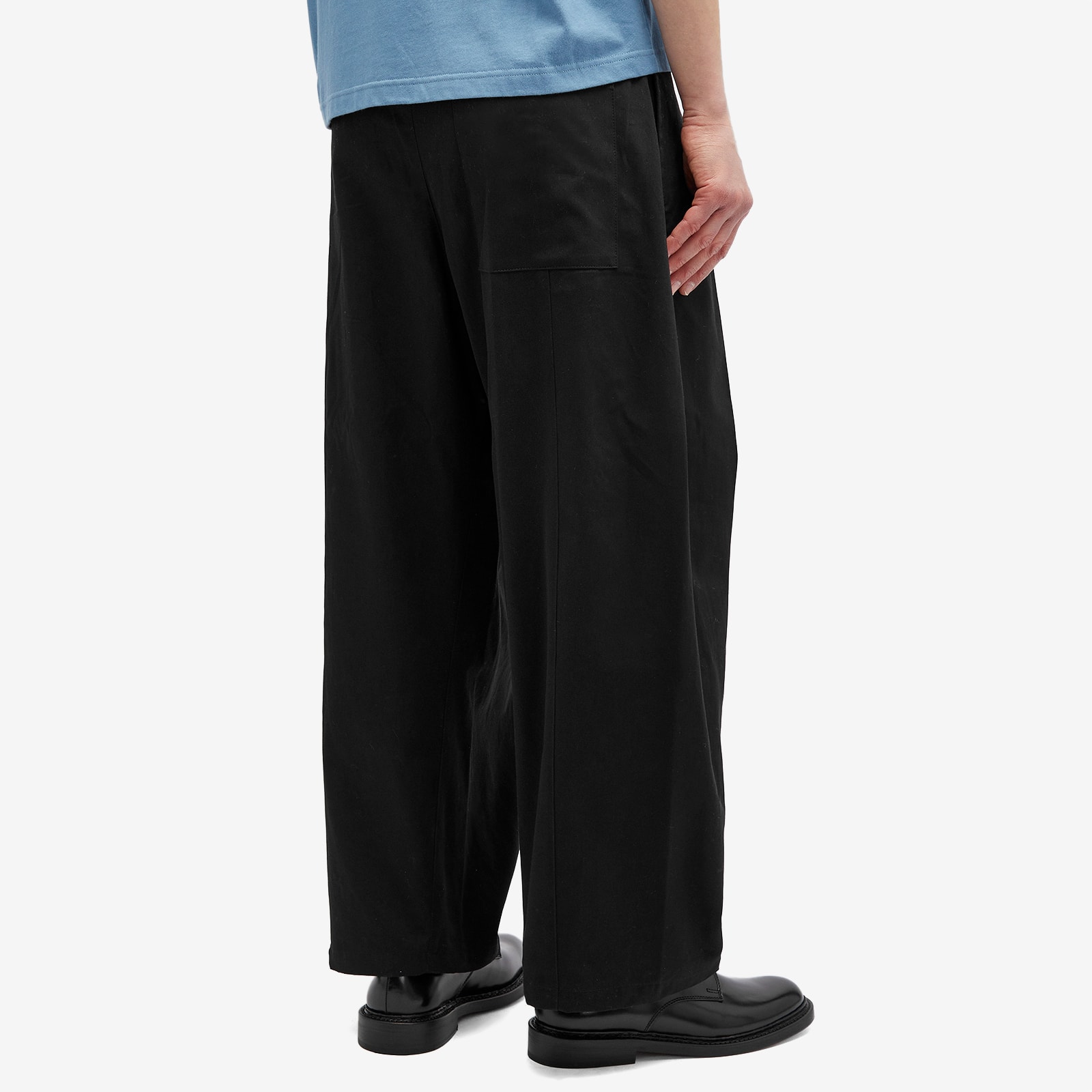 Men's Box Pleat Trouser in Black, Size Large