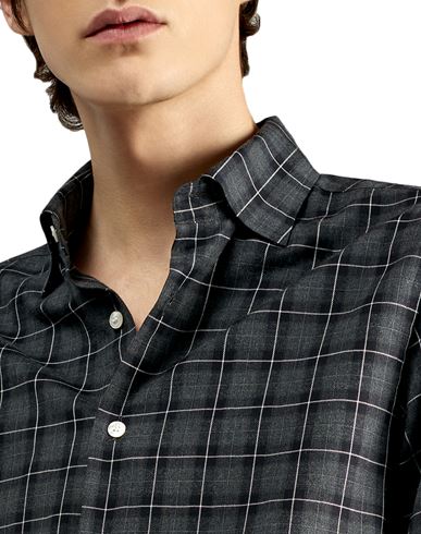 Man Shirt Lead