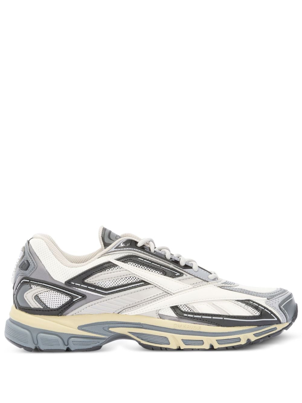 Premier Road Ultra sneakers - Grey