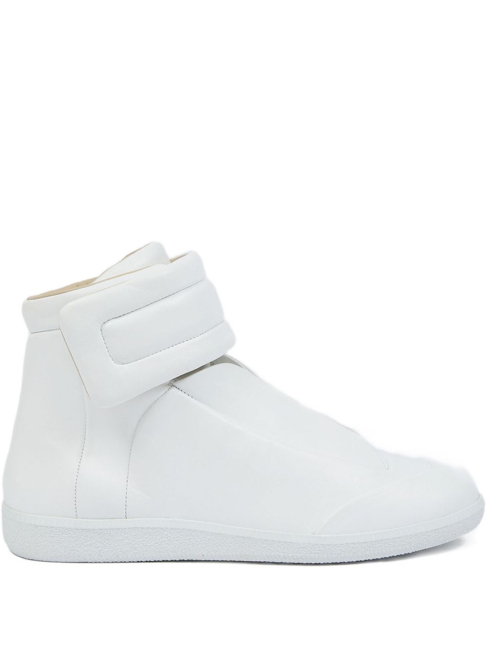 Future sneaker