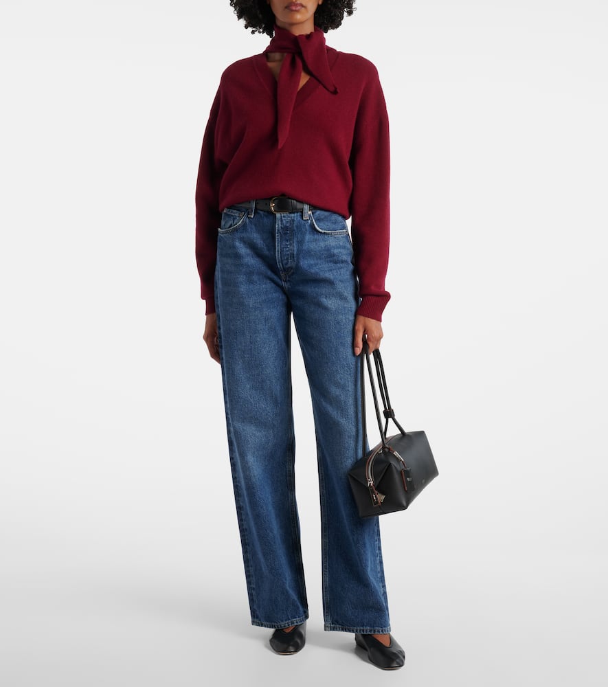 Wool and cashmere sweater
