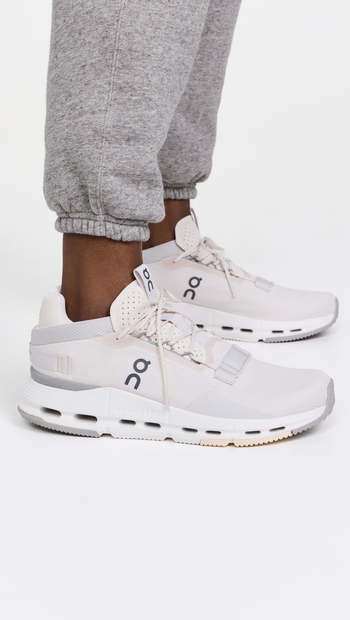 Cloudnova 2 Sneakers Sand/Fog