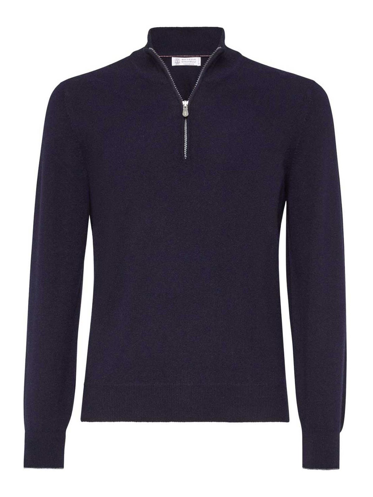 Knitted pullover