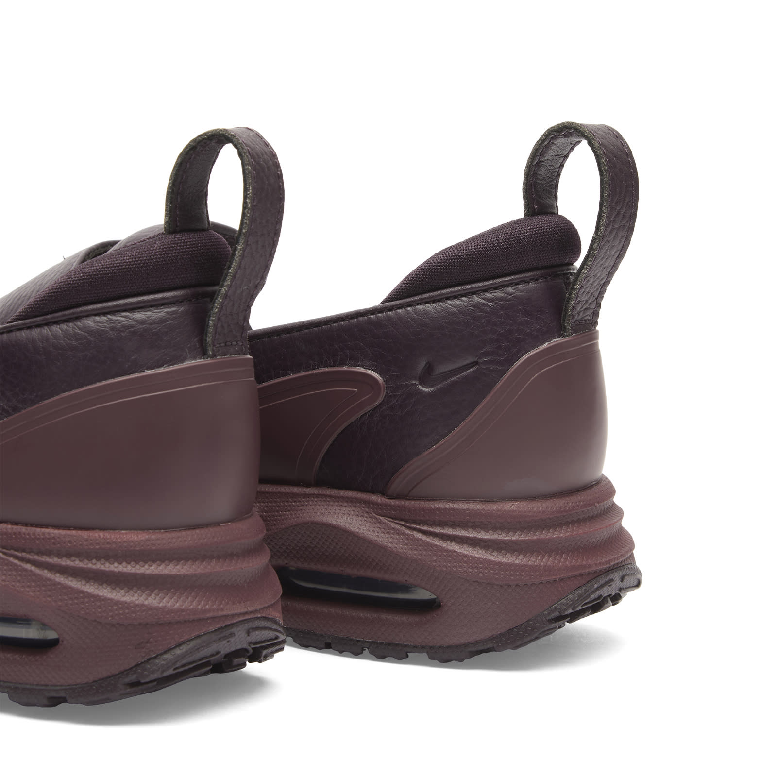 Women's Air Max Phenomena W Sneaker in Burgundy/Ash/Pink