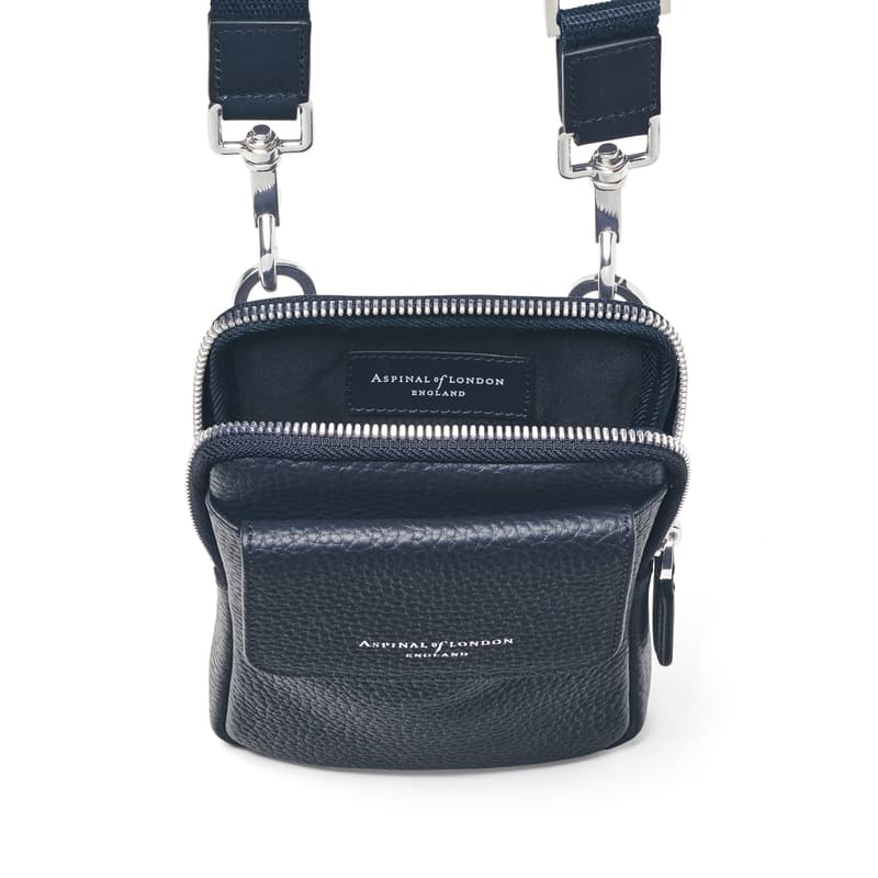 Reporter Crossbody Phone Bag in Navy Pebble