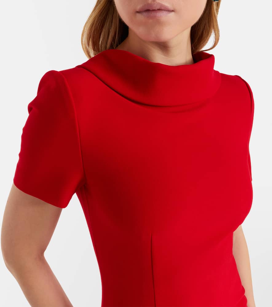 Crêpe gown