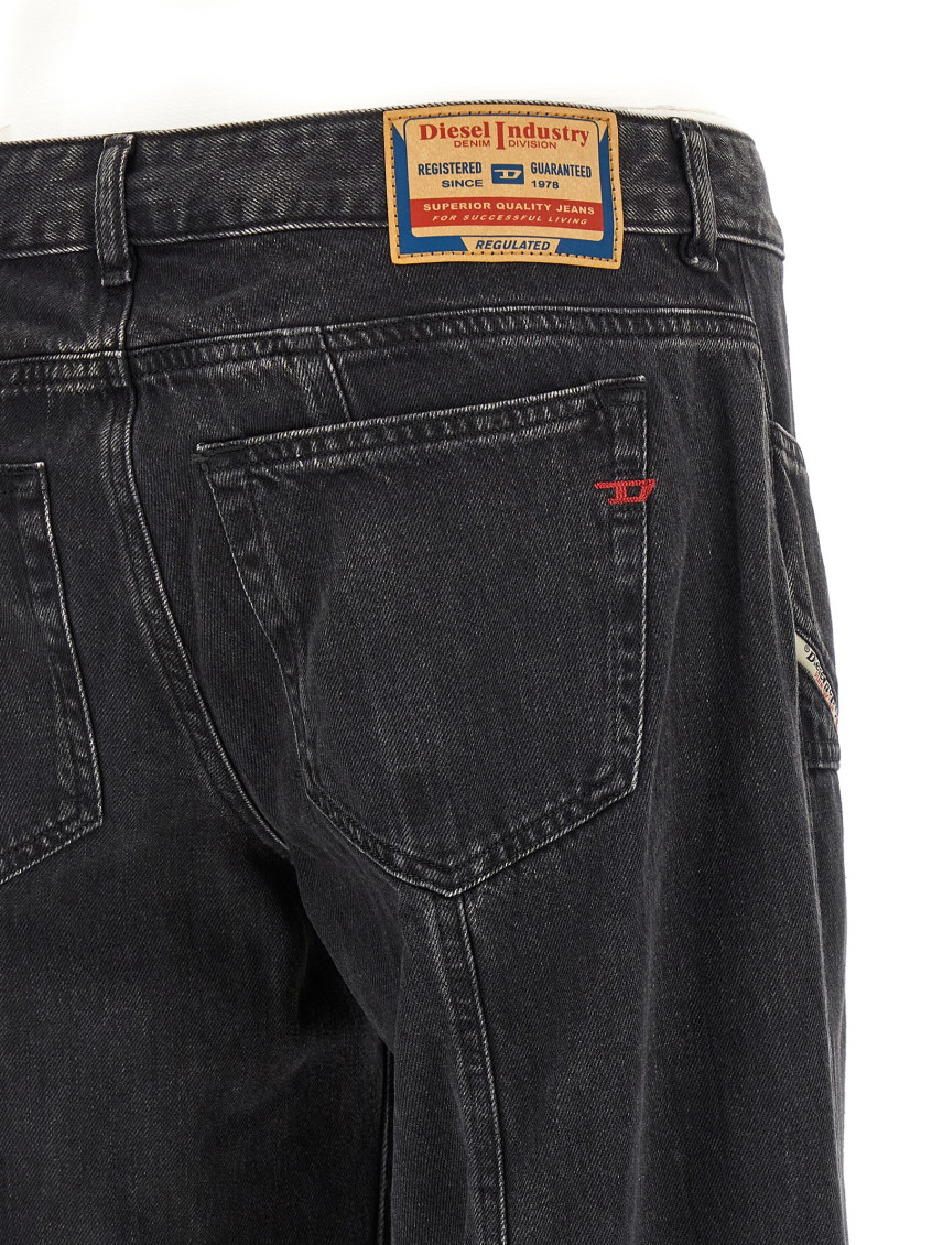 D-Akii Jeans Black