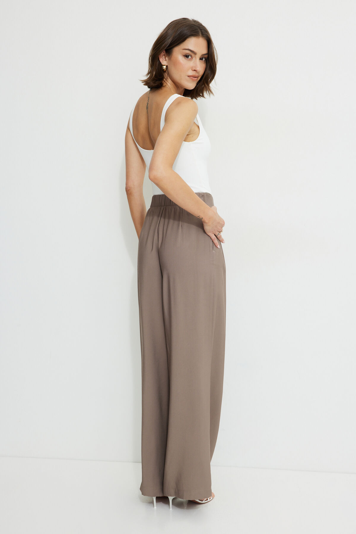Pleated Wide Leg Pants