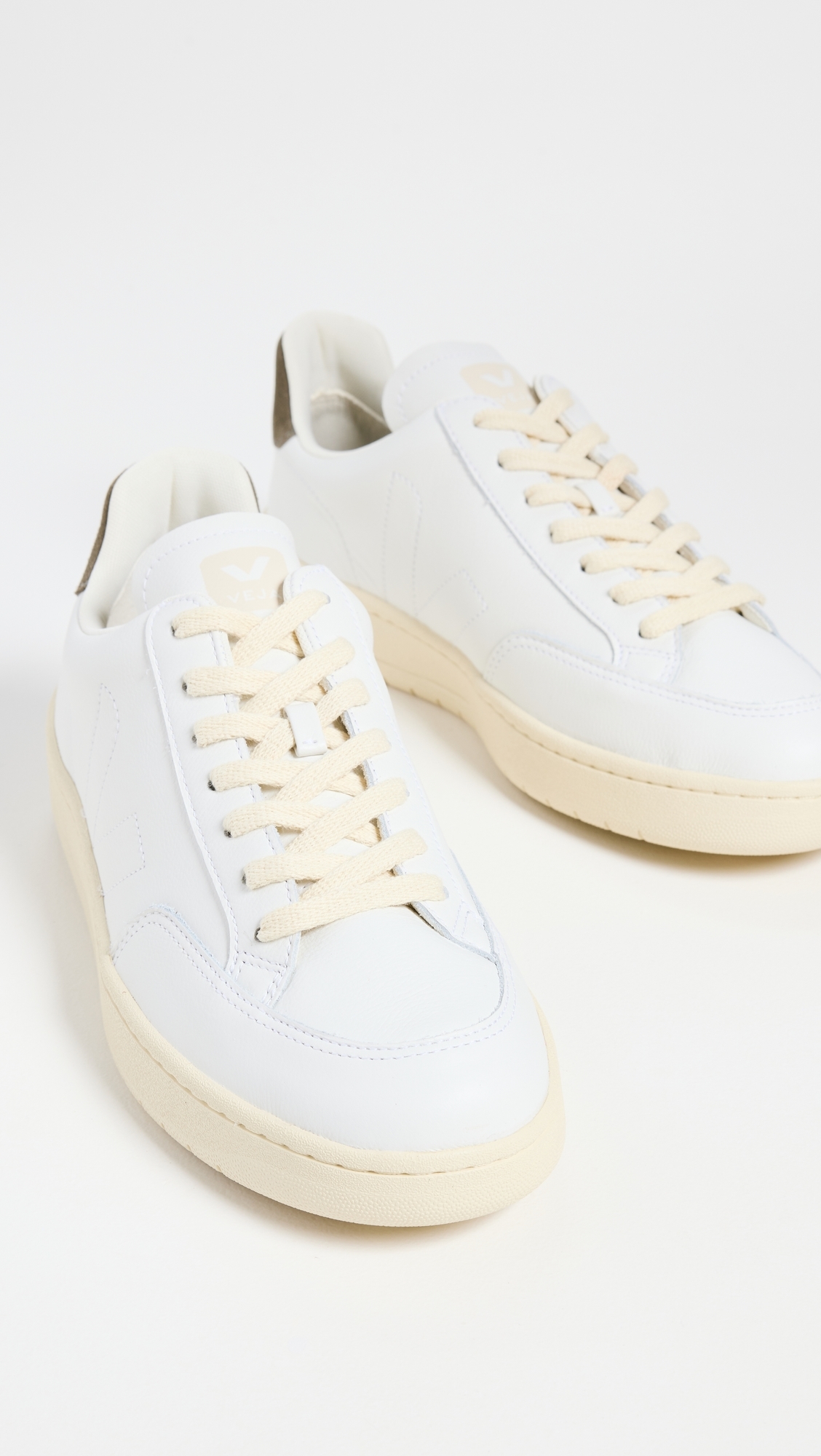 V-12 Stitch Sneakers Extra White/Khaki