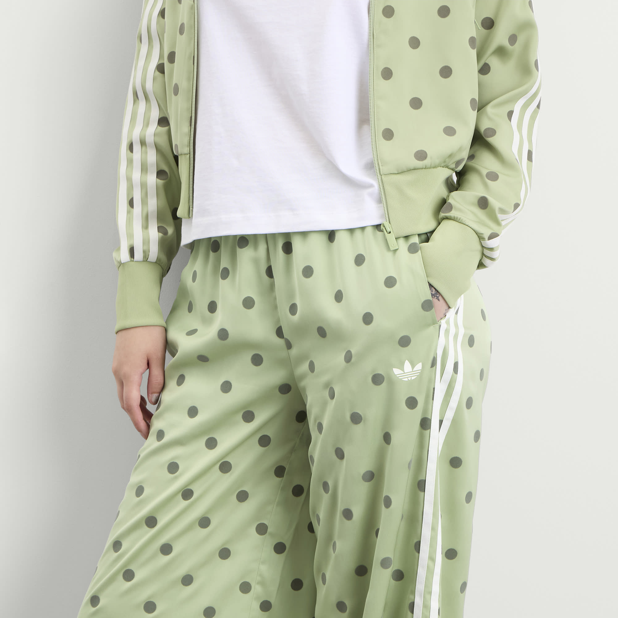 Women's Satin Polka Dots Wide Leg Pant in Magic Lime