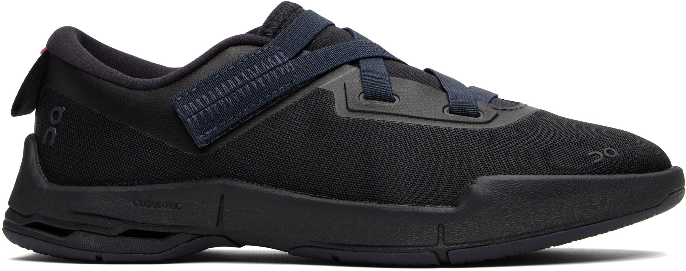 Black Cloudnova MoSneakers
