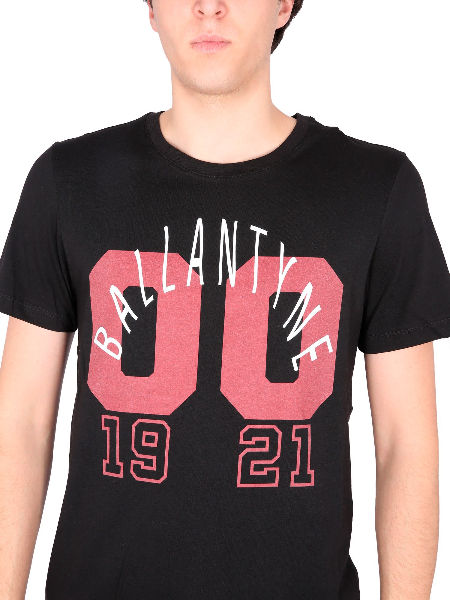 T-Shirts Crewneck T-Shirt