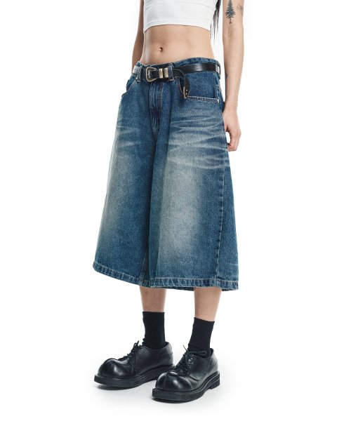 8-quarter denim Bermuda pants