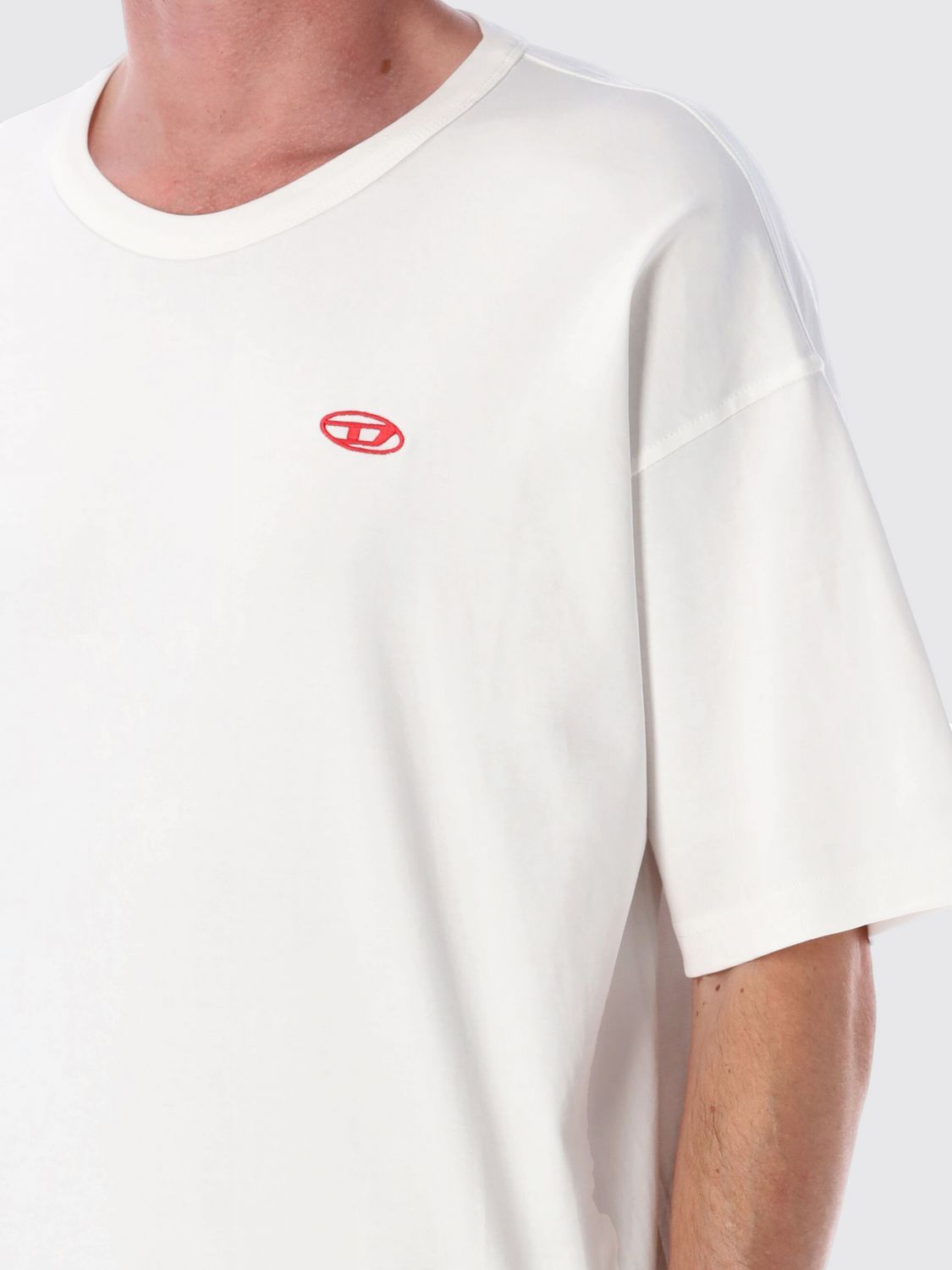 T-Shirt Men color White