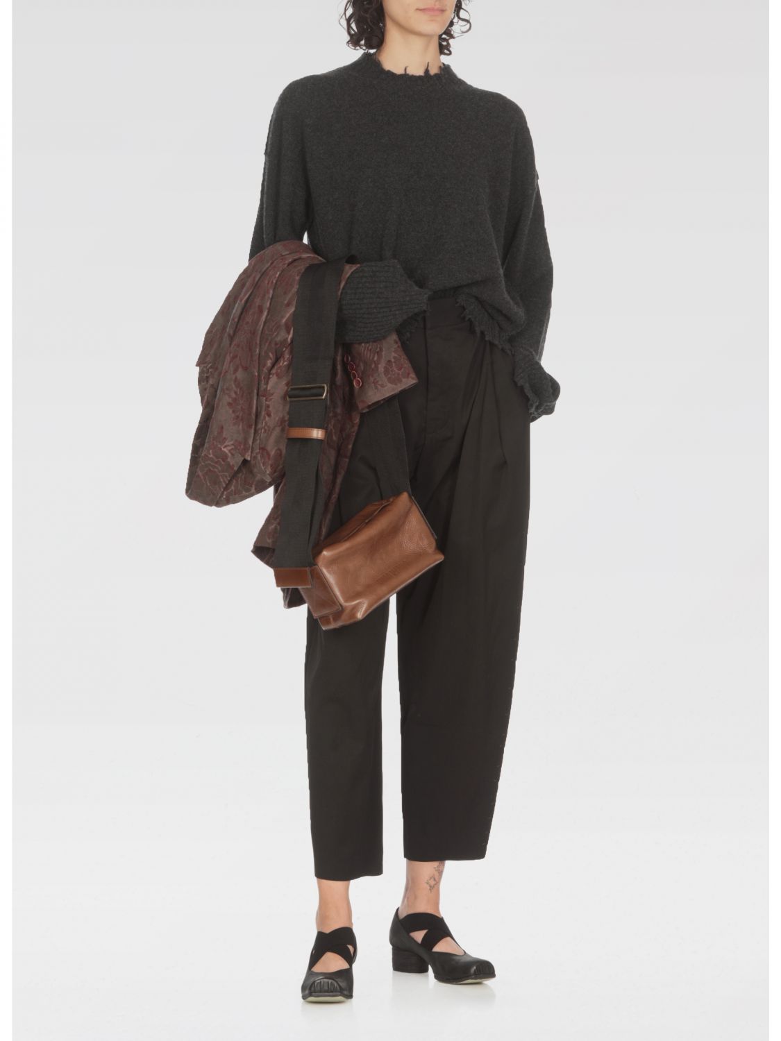 Uma Wang pleat-detailing cropped trousers - Braun