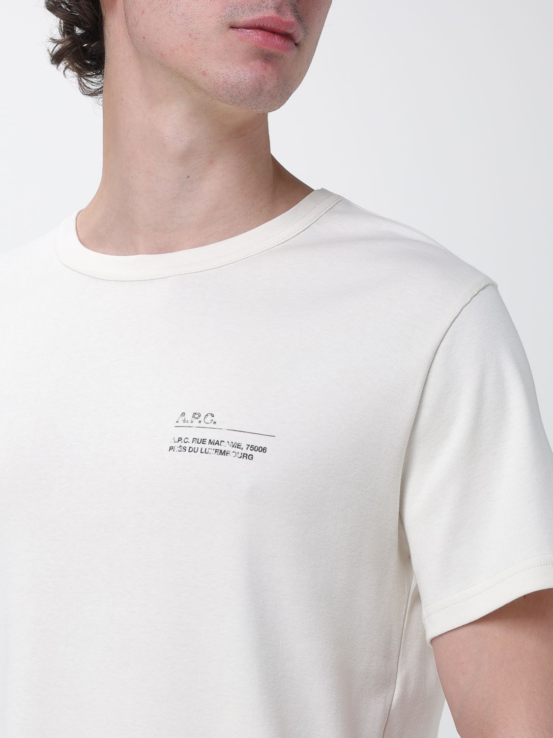 T-Shirt A. P.C. Men color Beige