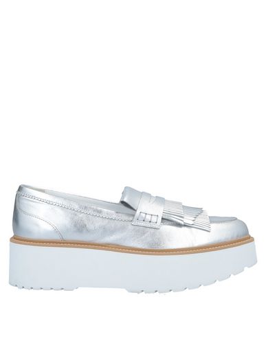 Woman Loafers Silver