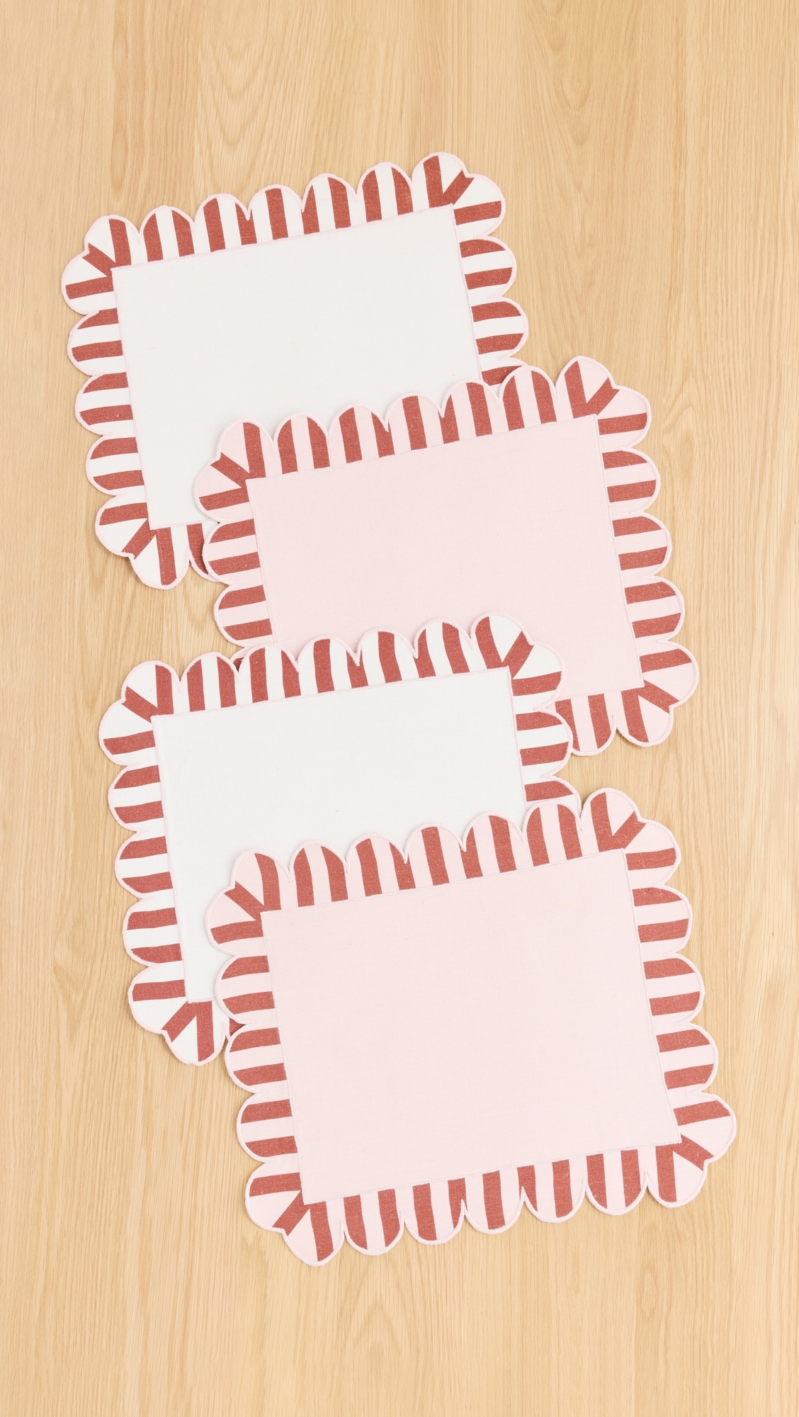 Scalloped Stripe Double Sided Placemats Set of 4 Red One Size