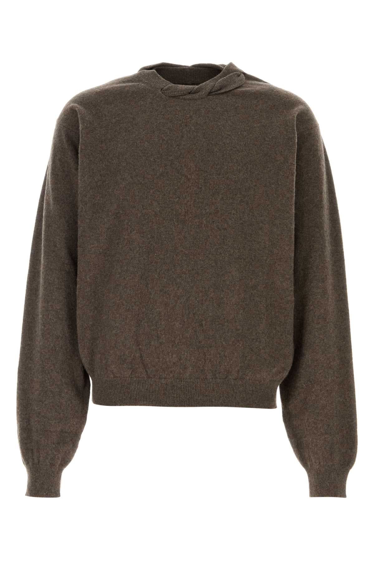 Roundneck Sweater — Brown