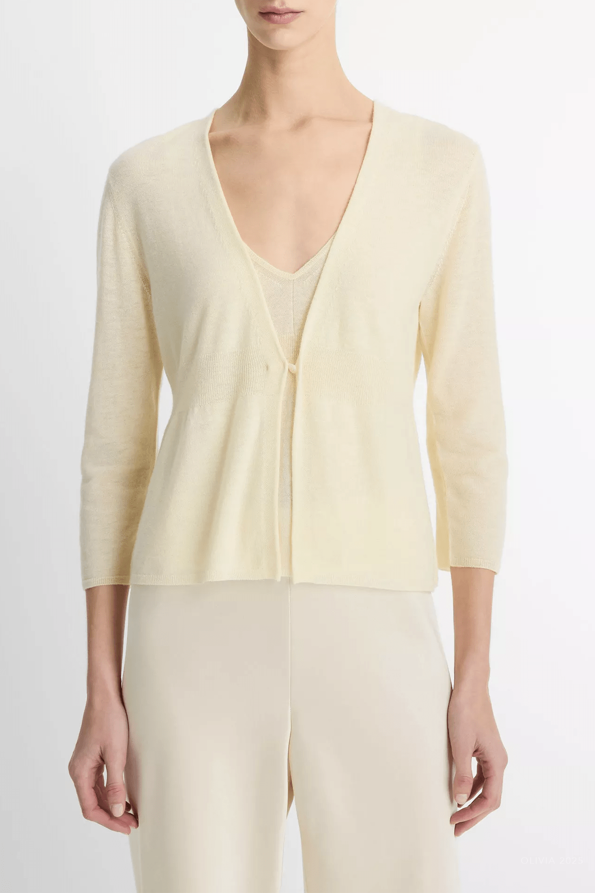 Wool & Cashmere-Blend Cardigan in Dark Vanille