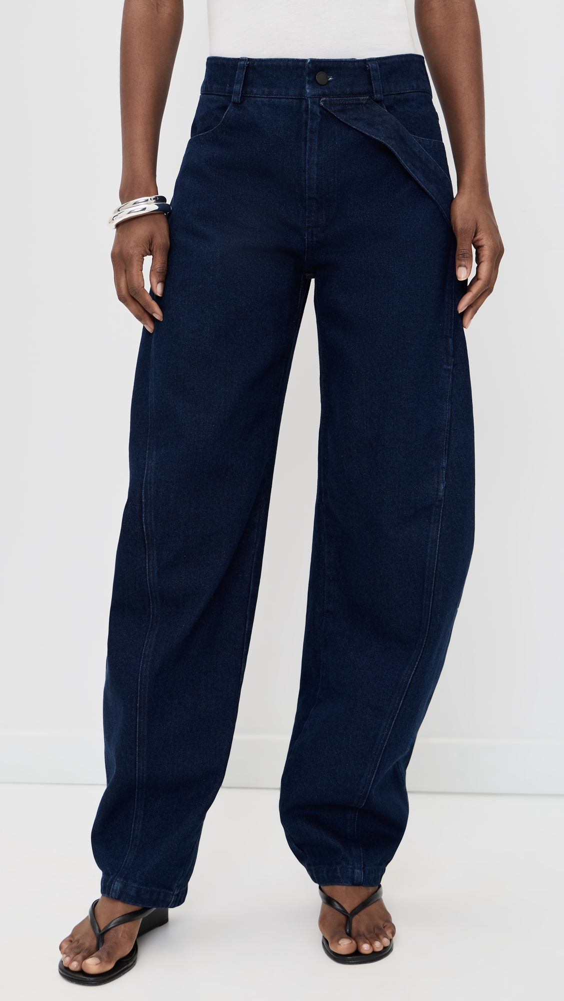 Barrel Jeans In Raw Denim Navy