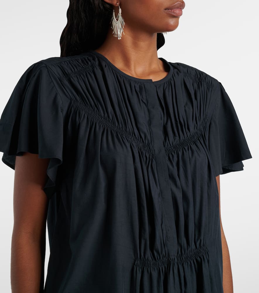Synda gathered top