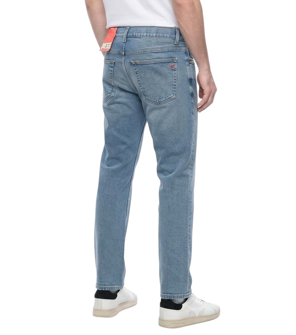 D-Fining tapered jeans