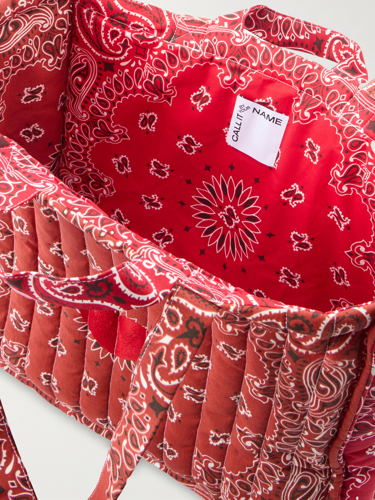 Maxi Cabas Coeur Quilted Printed Tote - Red