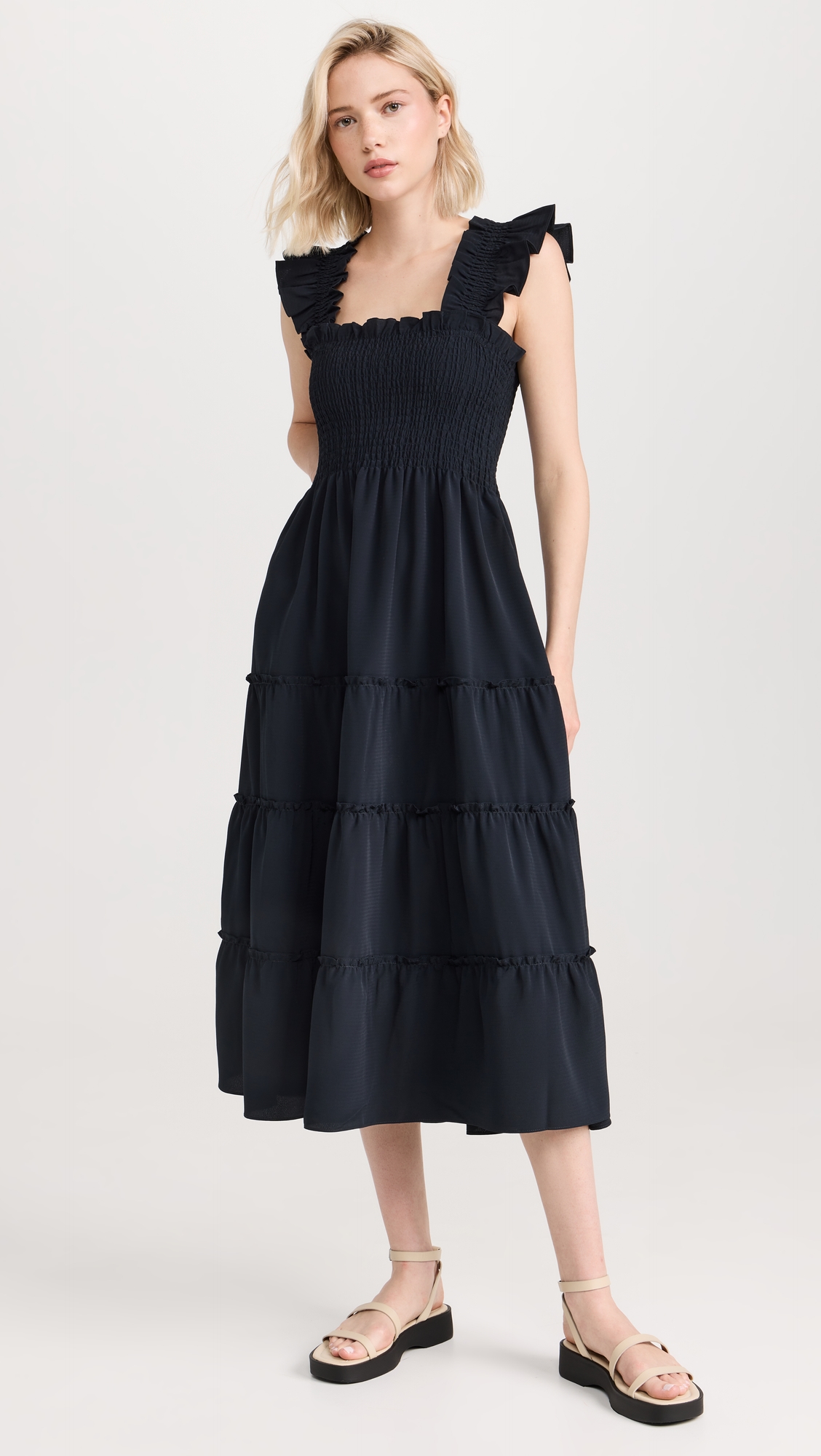 The Ellie Crepe Nap Dress Black