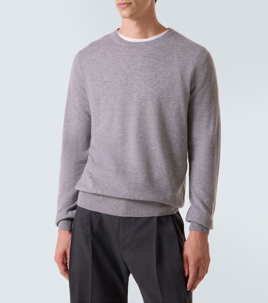 Cashmere sweater