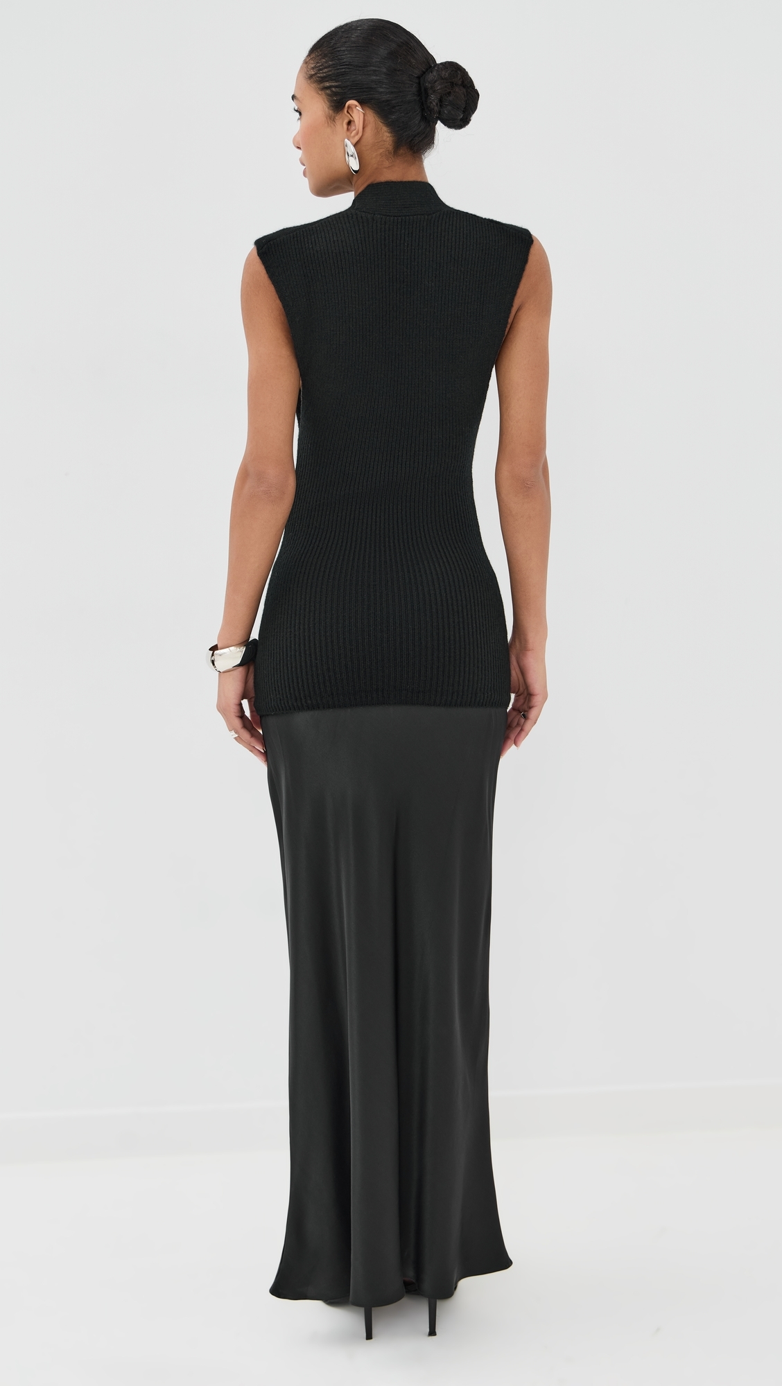 Moulded Cashmere Scarf Monument Dress Black