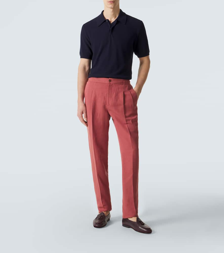 Pleated tapered pants