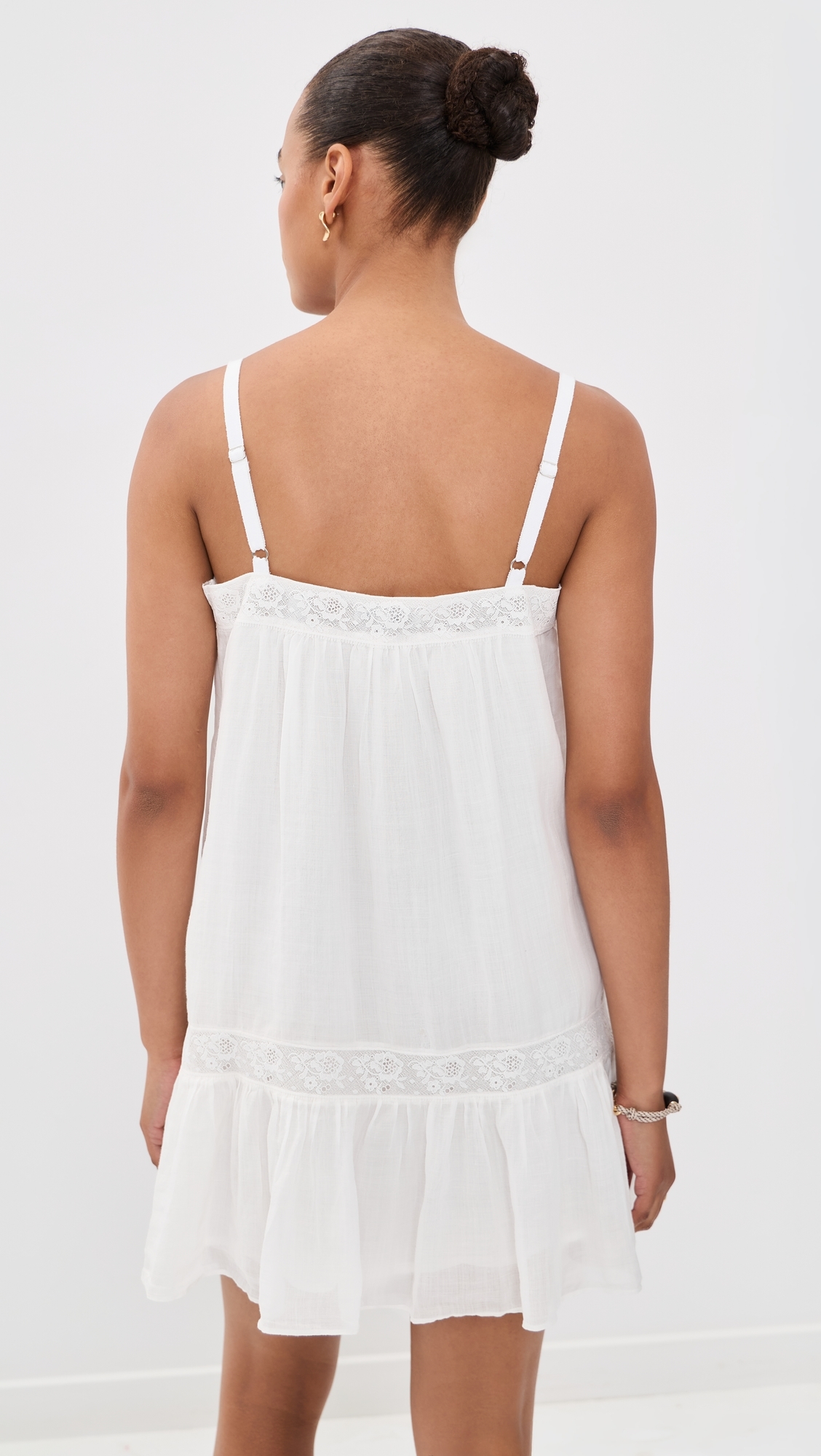 Naderah Dress White