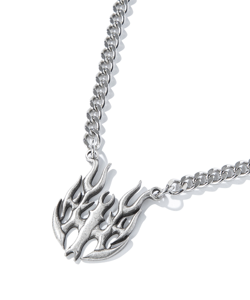 TRIBAL NECKLACE SILVER