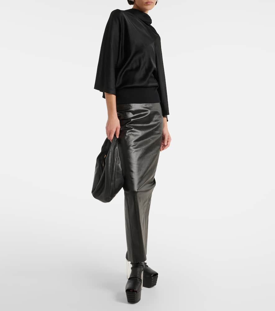 Cylinder draped jersey top