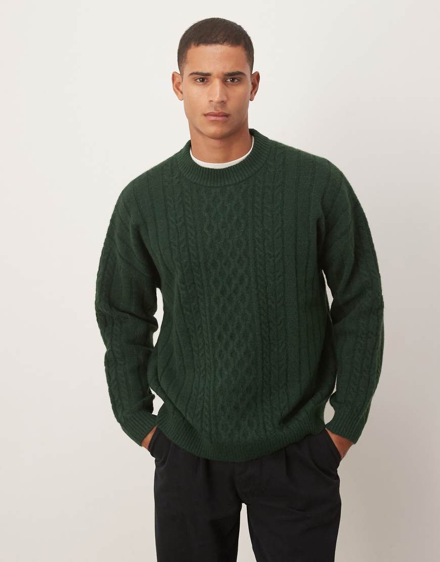 Oversized cable knit crew neck sweater in dark green