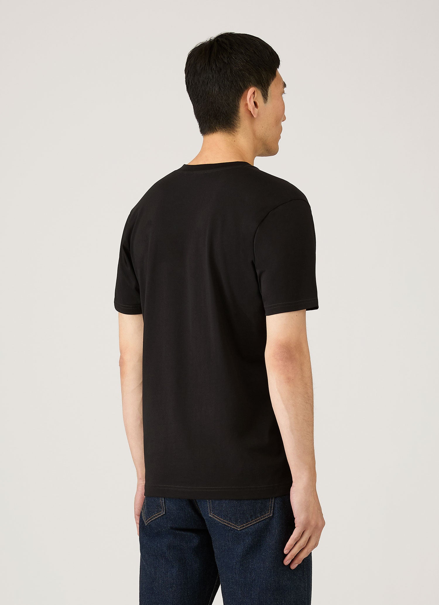 Men's Riviera Midweight V‑neck T‑shirt in Black XL