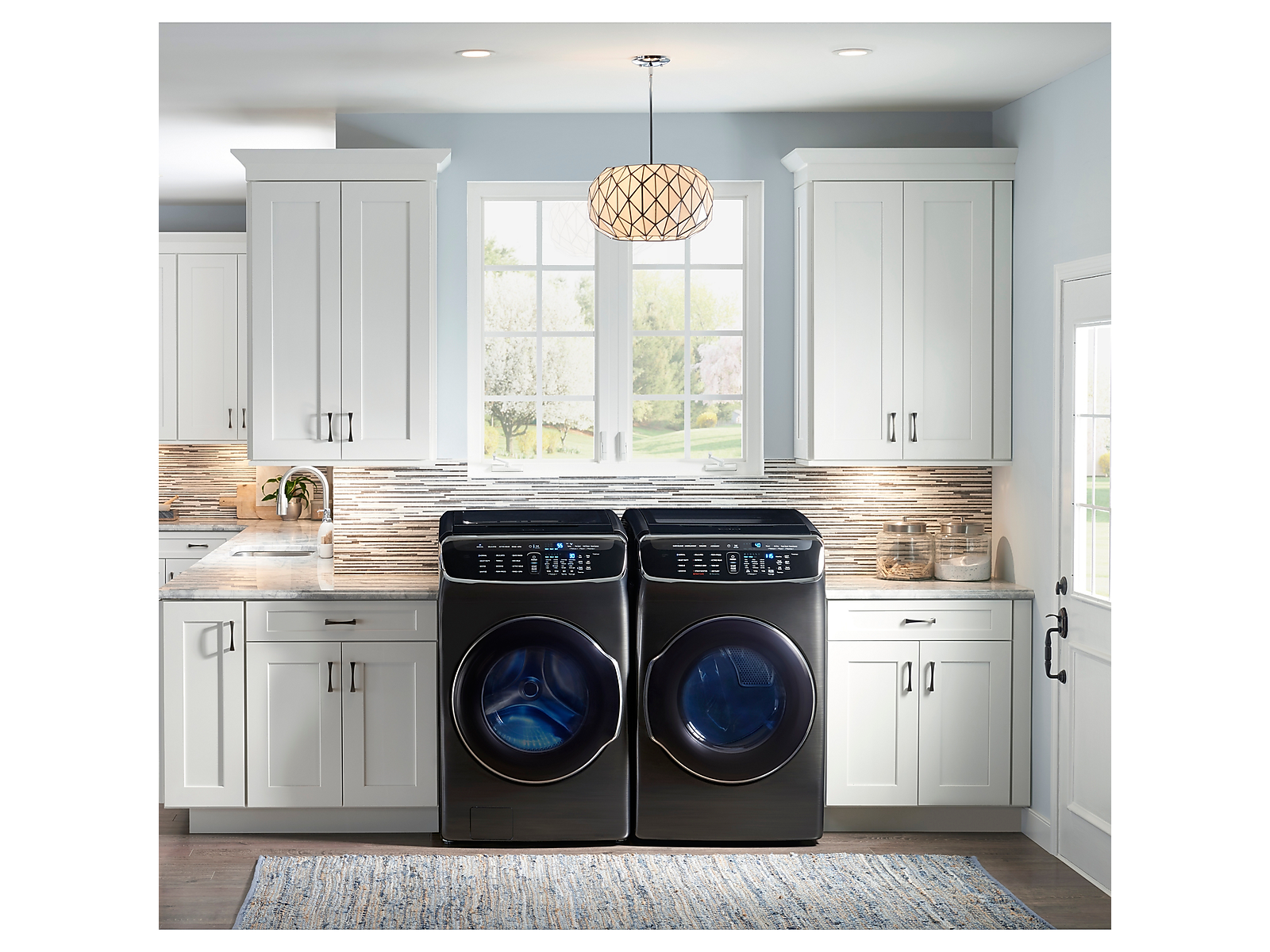 7.5 cu. ft. Smart Gas Dryer with FlexDry™ in Black Stainless Steel(DVG60M9900V/A3)
