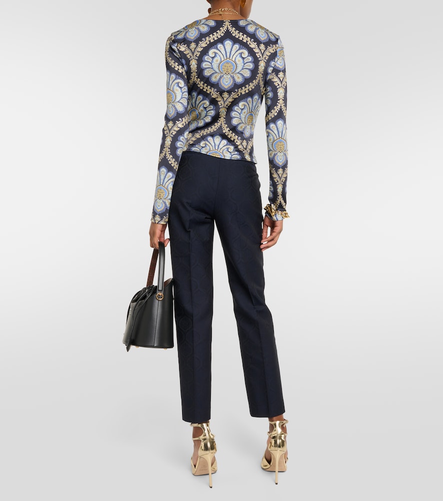 Scoop-neck paisley jersey top
