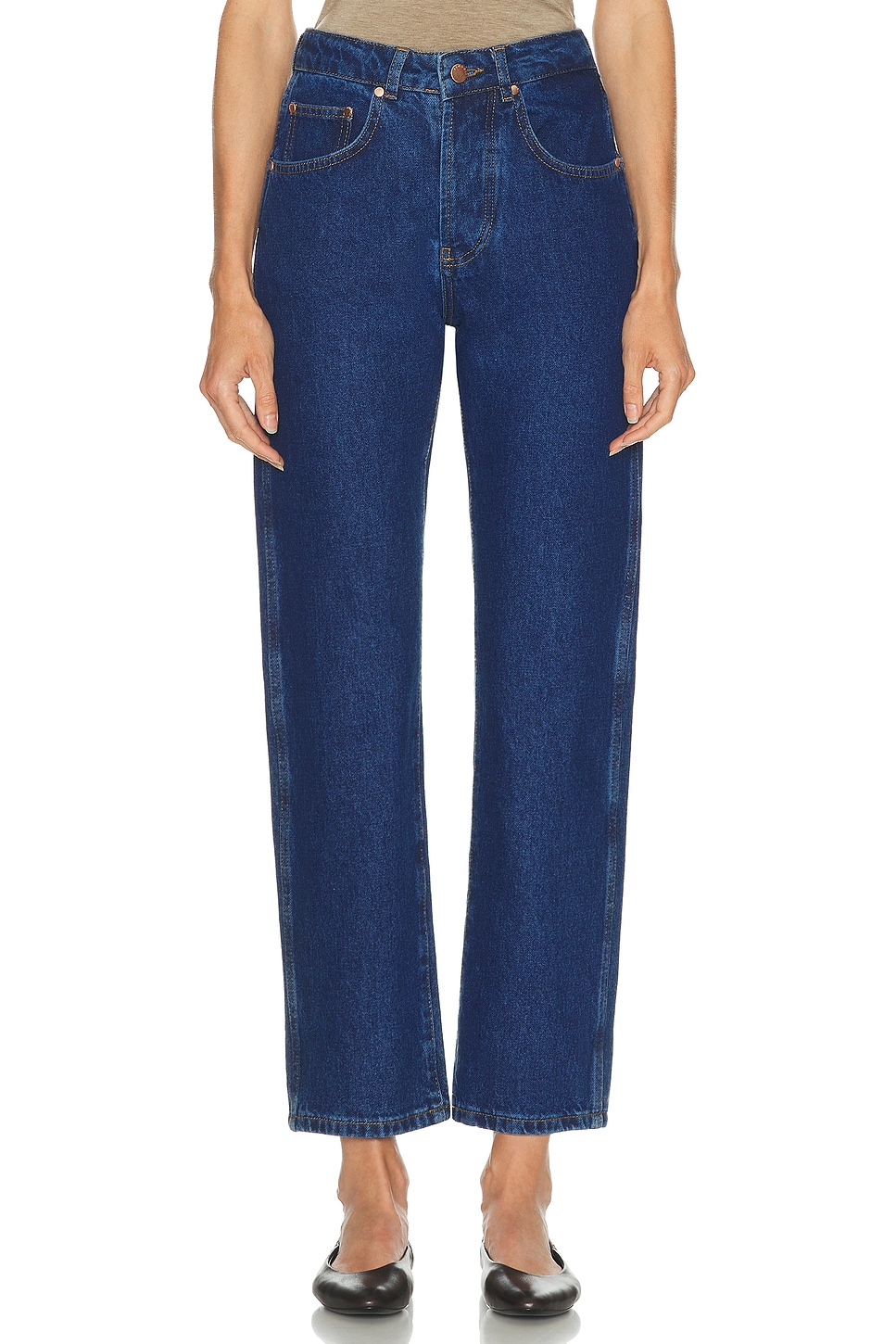 RENGGLI Straight Leg in Deep Indigo - Blue. 34 also , 27, 28, 30