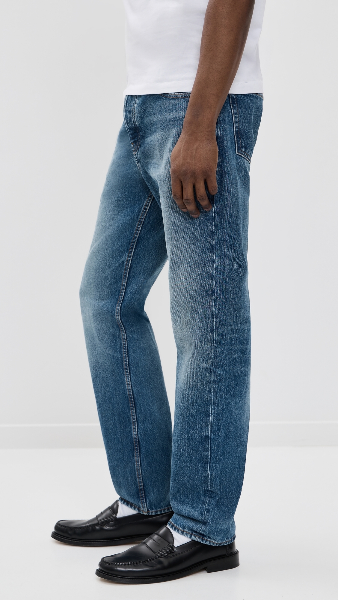 The Straight Jeans Outland