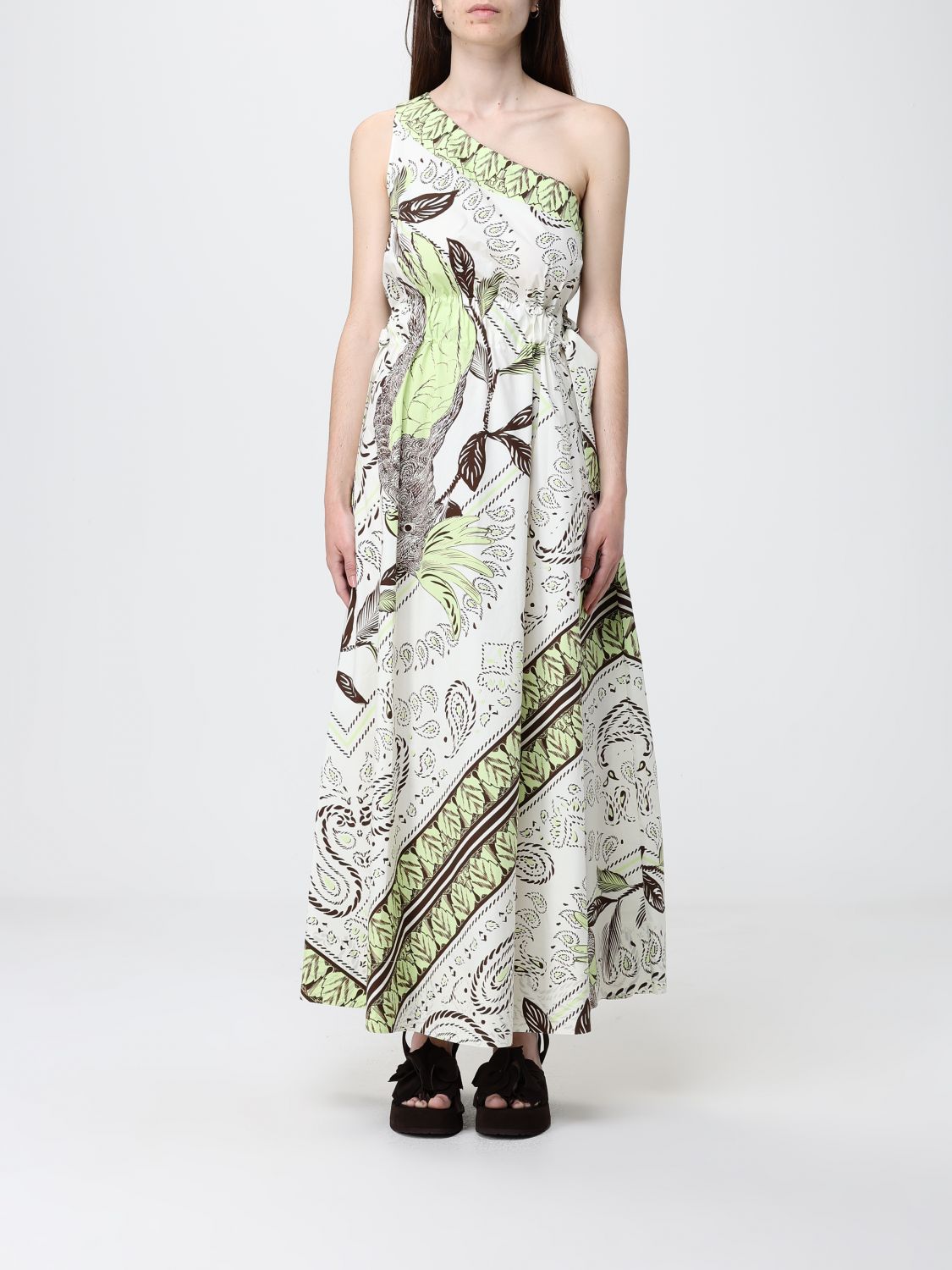 Dress Woman color White